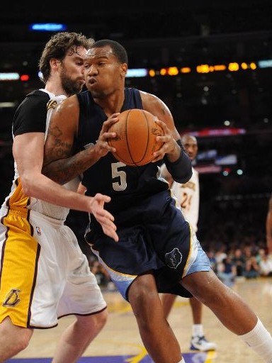 引起了篮球 引起了篮球