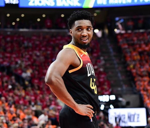 这场比赛的 这场比赛的