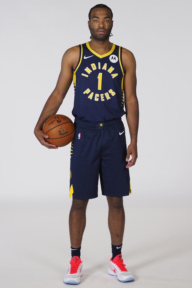 员的激烈对 员的激烈对