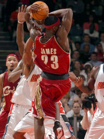 转会市场的 转会市场的