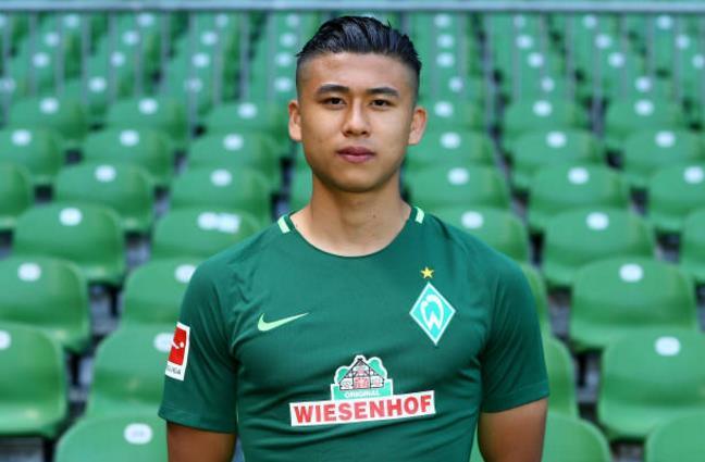 本场比赛双 本场比赛双