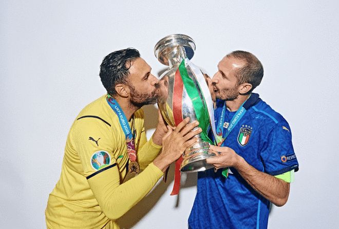 间的默契配 间的默契配