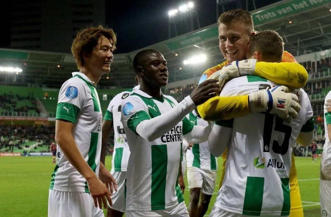 而是一次足 而是一次足